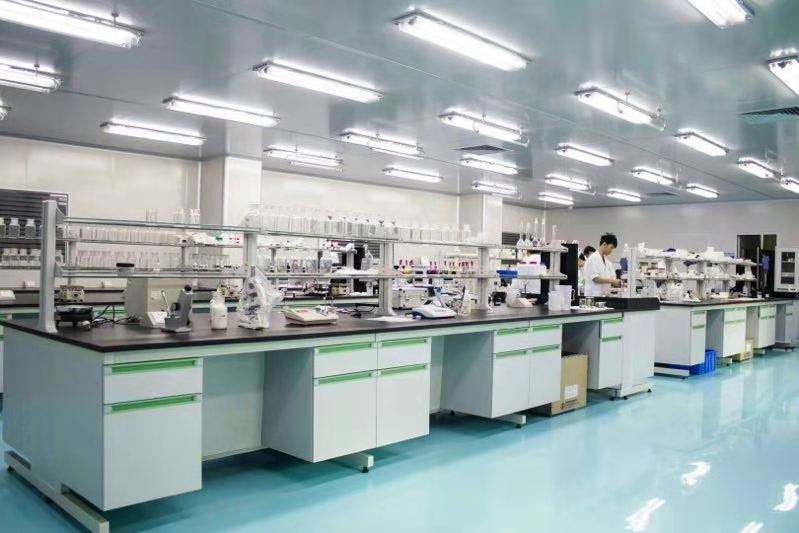 選擇實(shí)驗(yàn)室超純水機(jī)時(shí)需要考慮哪些因素，超純水機(jī)定制費(fèi)用多少？