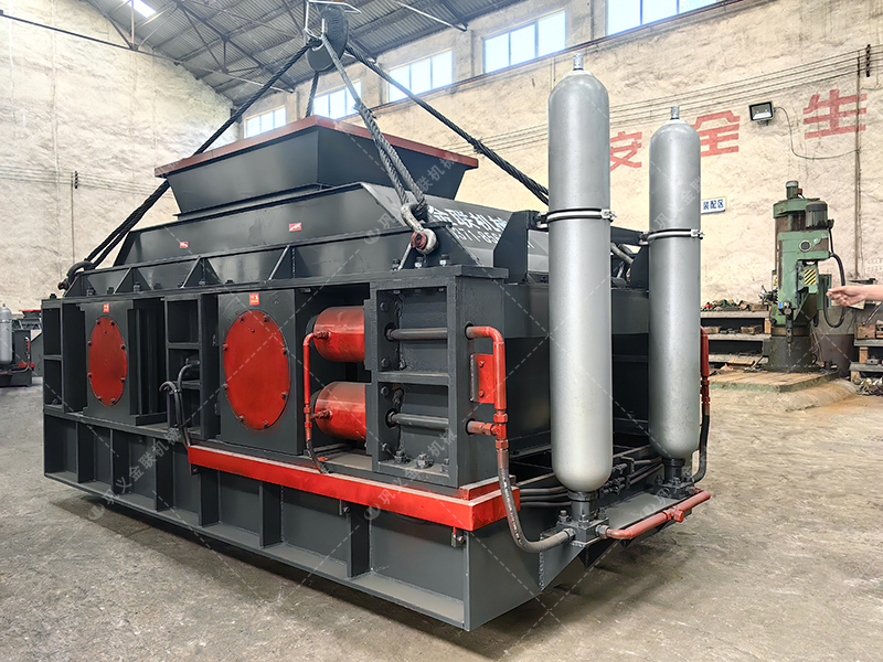 2025 年制砂設(shè)備新趨勢(shì)：全自動(dòng)液壓對(duì)輥制砂機(jī)為何成行業(yè)優(yōu)選？